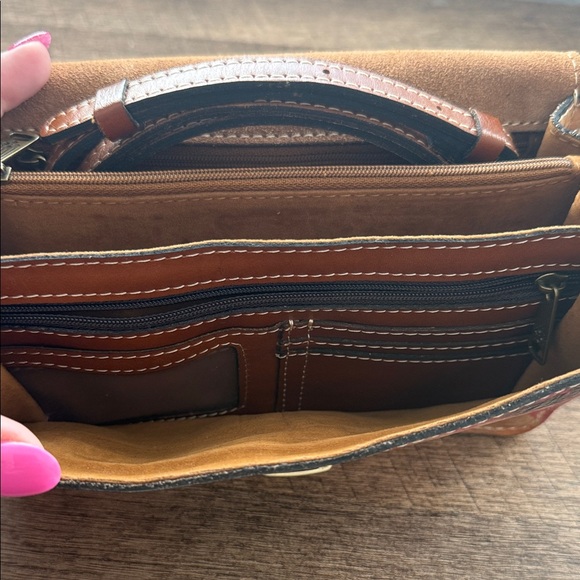 EUC Patricia Nash Floral Printed Leather Crossbody - Picture 3 of 3